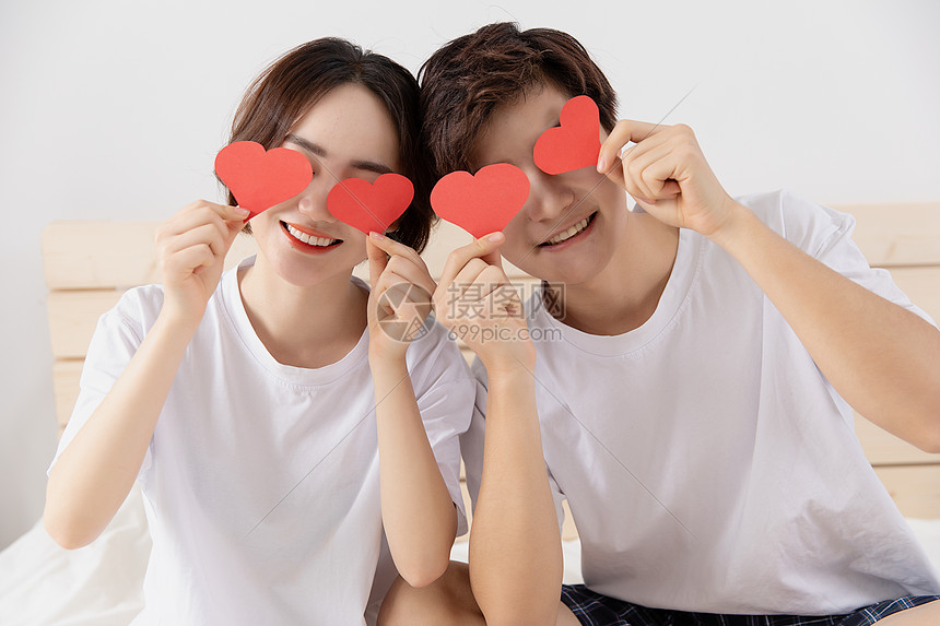 8月11日起深圳北往返重庆东加开夜间动卧，经停张家界