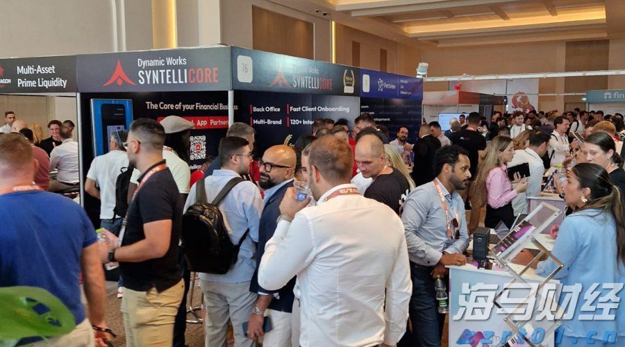 AI资本支出助力美国GDP增长0.5% Pantheon Macroeconomics指出科技设备与软件投资成经济新引擎